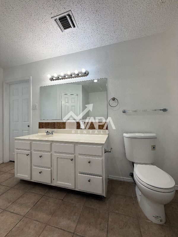 7135 Grassy Trl - Photo 7 of 17