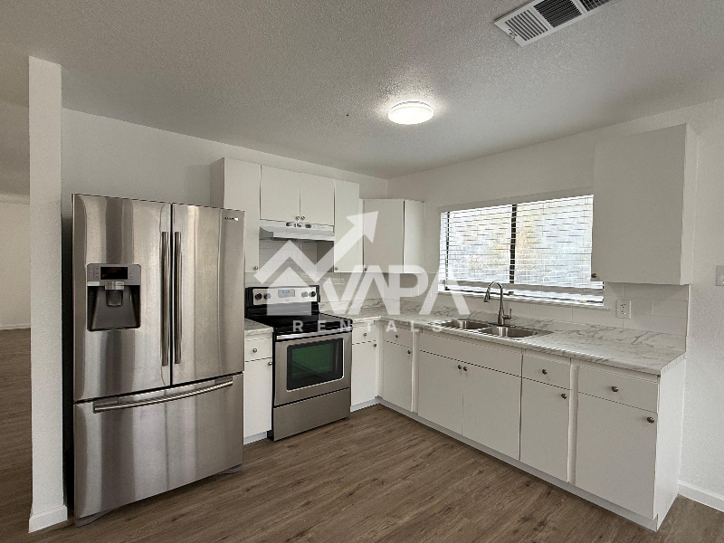 7102 Grassy Trl - Photo 3 of 20