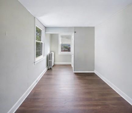 1042 Butler St - Photo 7 of 10