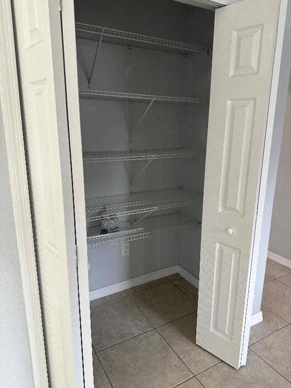 1552 Baker St Ne - Photo 7 of 20