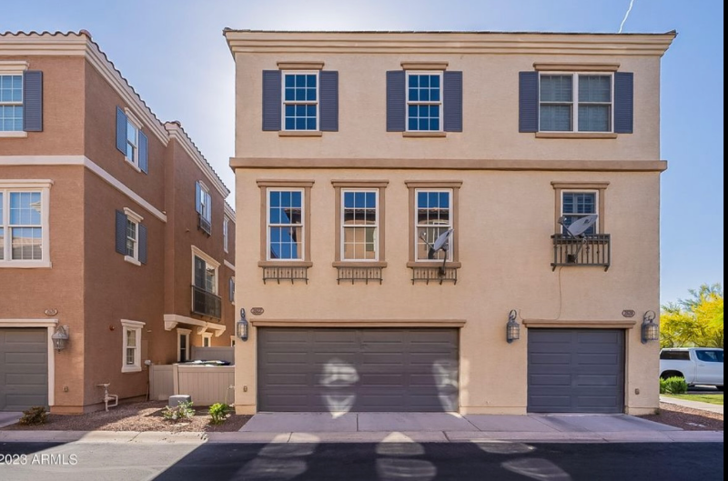 2622 S Alpine Dr - Photo 3 of 20