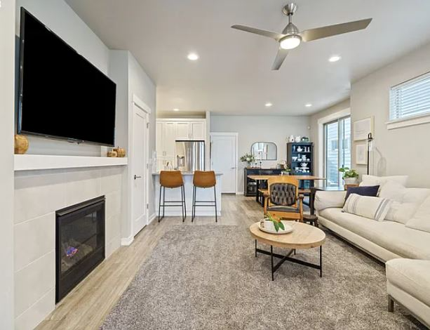 8138 Se Reddington St - Photo 4 of 11