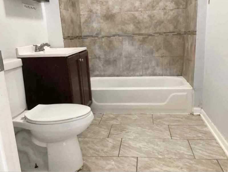 8423 S Muskegon Ave #2 - Photo 5 of 23