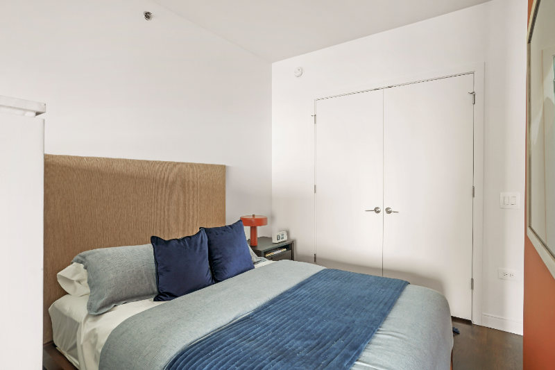 491 E Waterside Dr - Photo 4 of 10