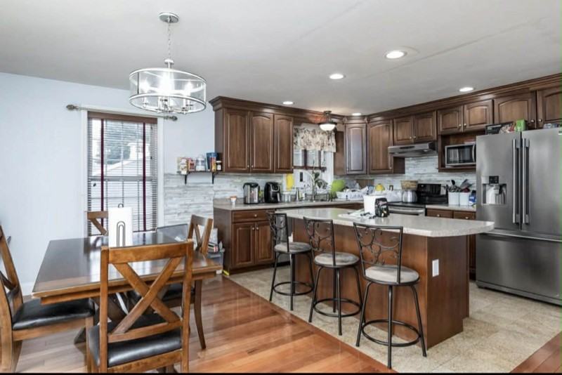 160 S Elm St #AB - Photo 6 of 15