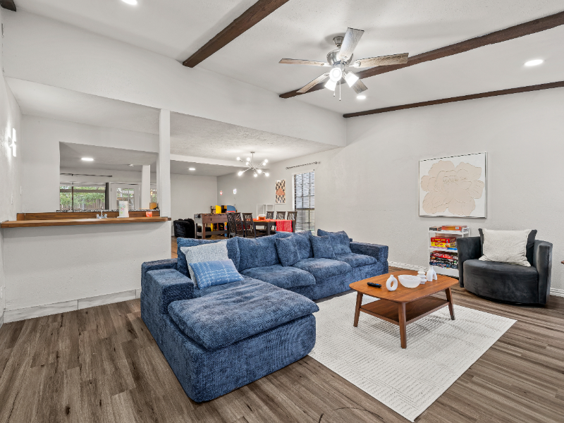 2235 E Peters Colony Rd - Photo 2 of 19