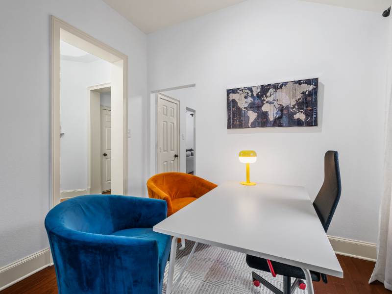 7710 Brookview Dr - Photo 4 of 20