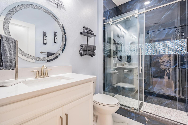 10381 Tupper Cay Dr - Photo 3 of 20