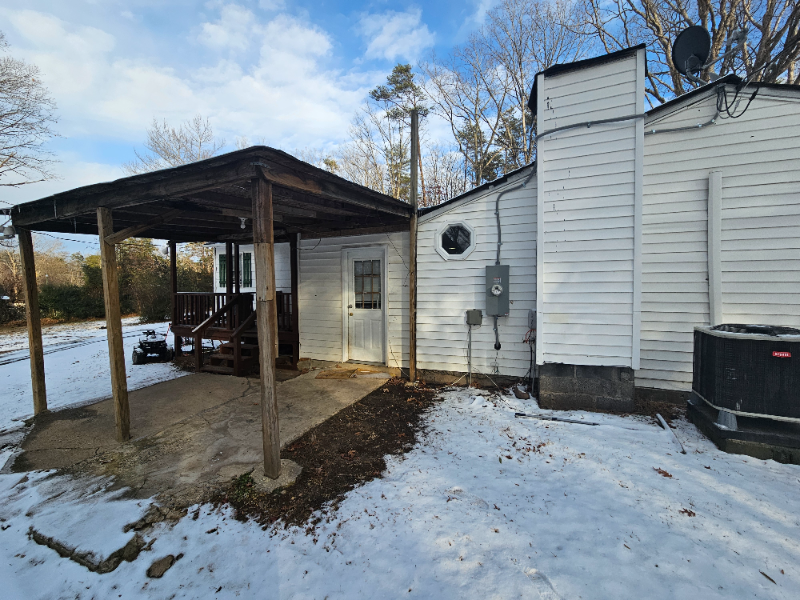 10720 Plank Rd - Photo 2 of 19