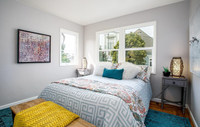 599 63rd St - Photo 5 of 11