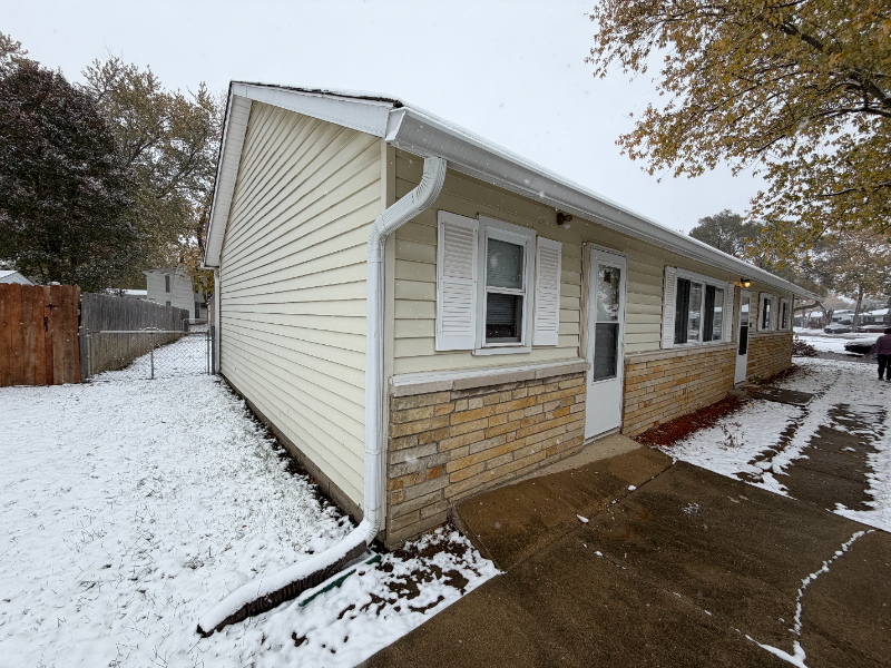 19 Eastridge Dr - Photo 2 of 8