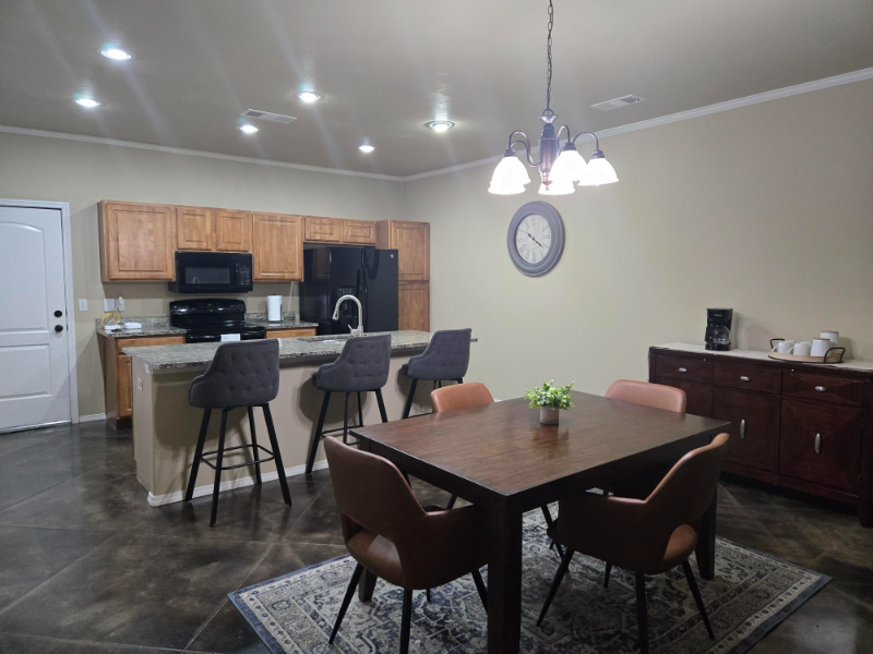 6310 Nancy Ellen St - Photo 4 of 11