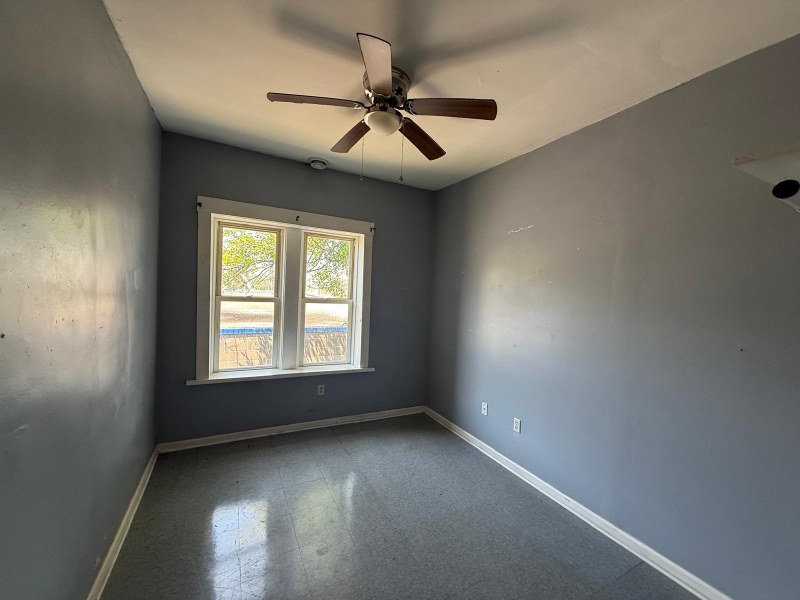 2394 W 3rd St - Photo 5 of 5