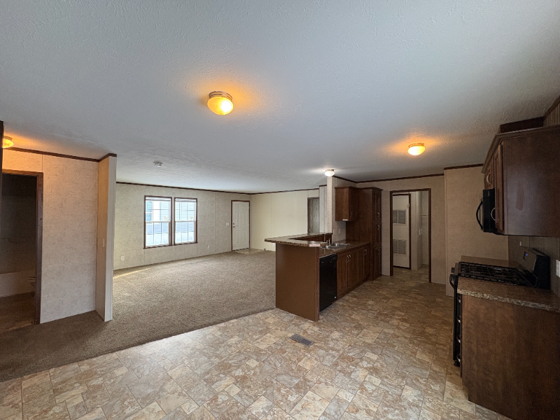 377 Hunters Rill - Photo 4 of 11