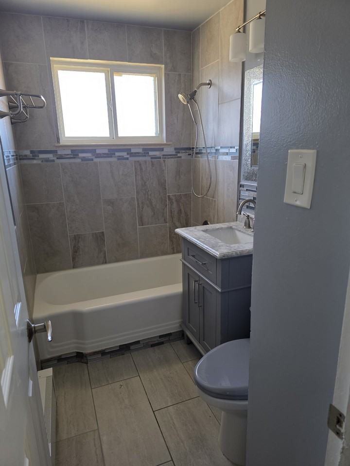 3203 Pontiac St - Photo 2 of 5