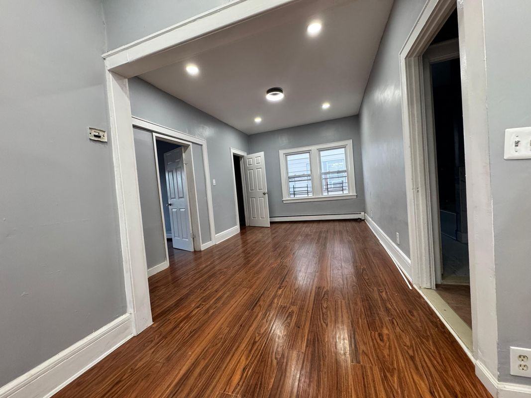 51 Poe Ave ##3 - Photo 3 of 7