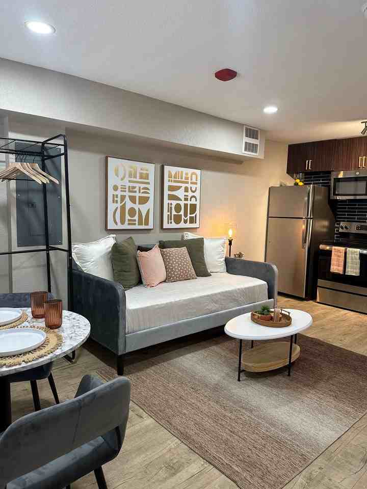 Alma Apartments - Photo 5 of 50