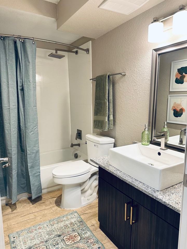 Alma Apartments - Photo 4 of 50