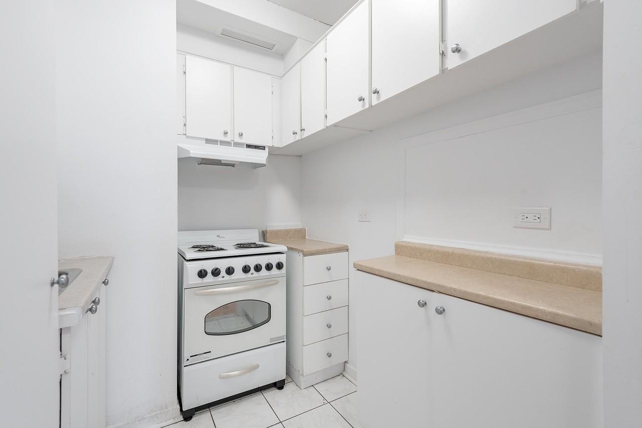 1280 Rue Saint Marc #1509 - Photo 6 of 15