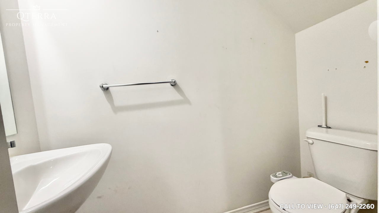 624 Rexdale Blvd, Etobicoke, Ontario M9W 6X7 - Photo 5 of 13