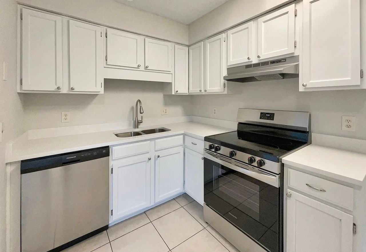 2070 Tickford Street - Photo 7 of 7