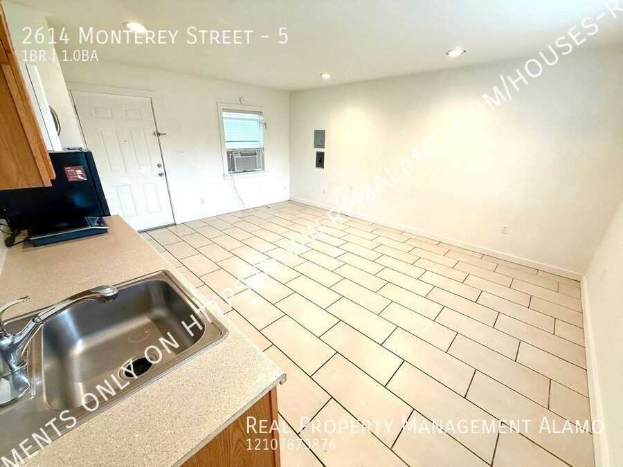 2614 Monterey Street - Photo 7 of 13