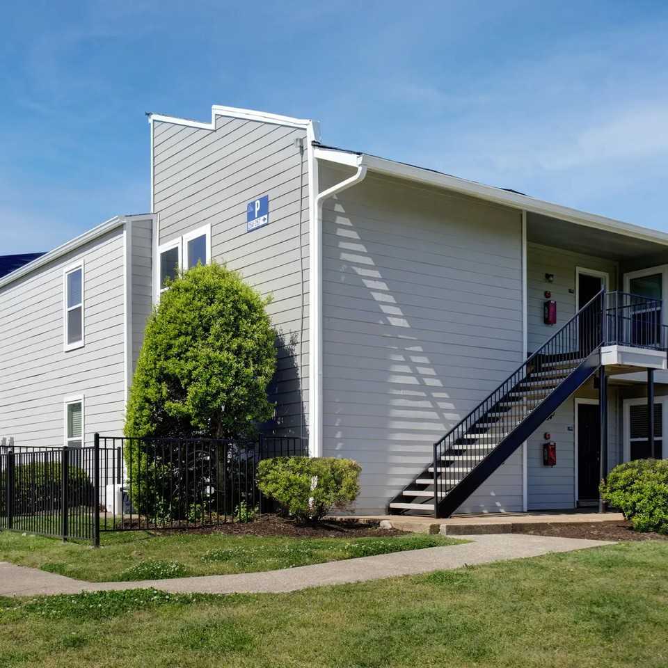 Ascent East Nashville - Photo 6 of 9