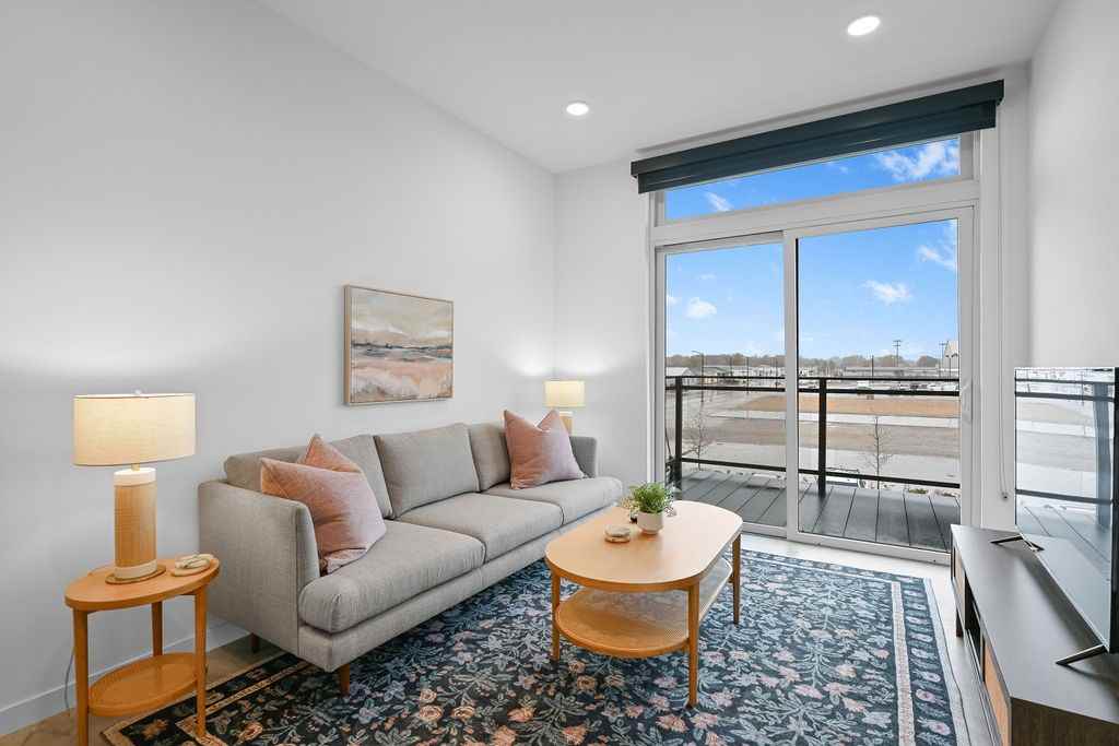 The Common Place Apartments - Photo 7 of 41