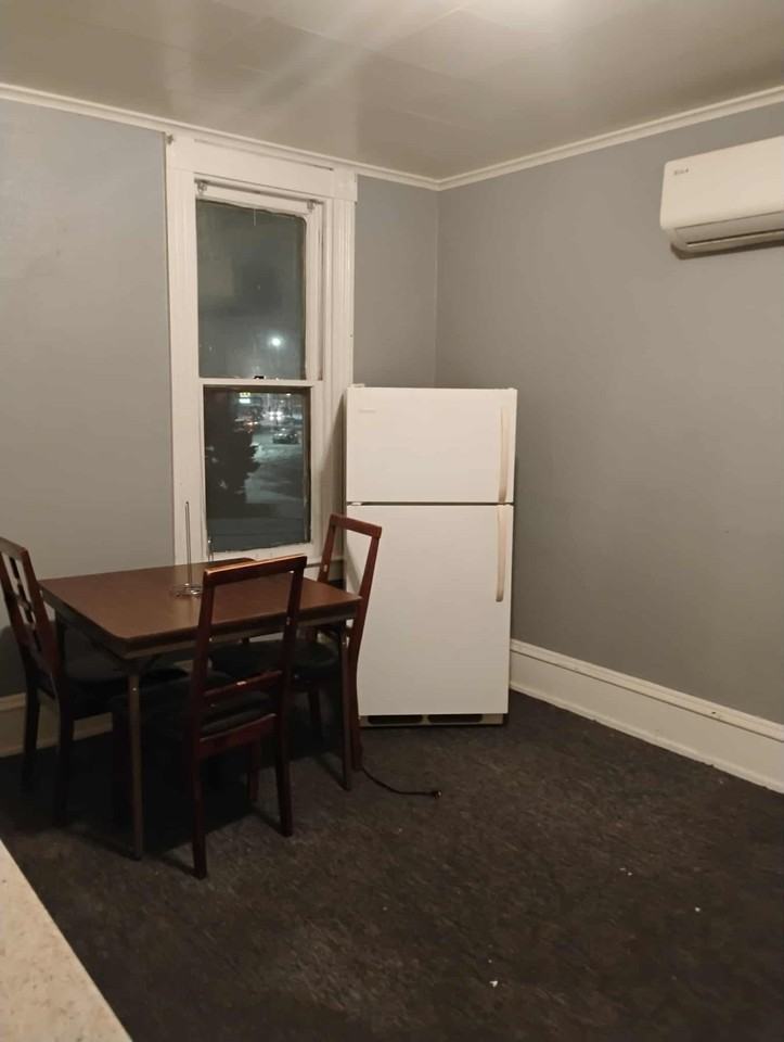 674 Walbridge Ave #C - Photo 3 of 15