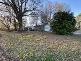 2 Knightsbridge Pl #1 - Photo 1 of 1