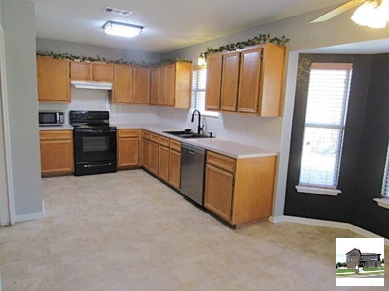 501 Courtney Ln - Photo 4 of 8