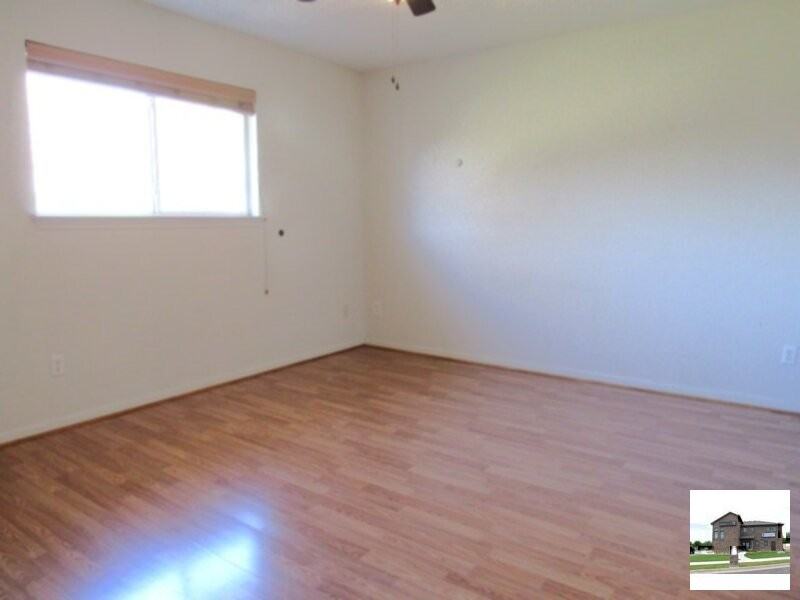 501 Courtney Ln - Photo 5 of 8