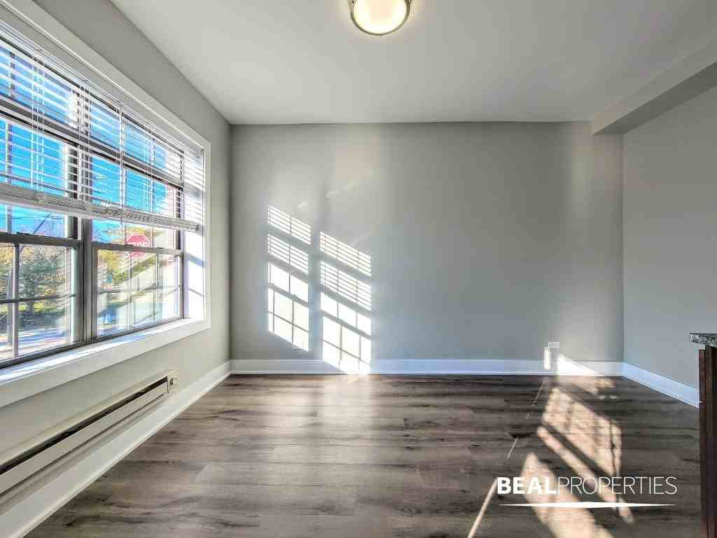 725 St Johns Ave #1 - Photo 3 of 12