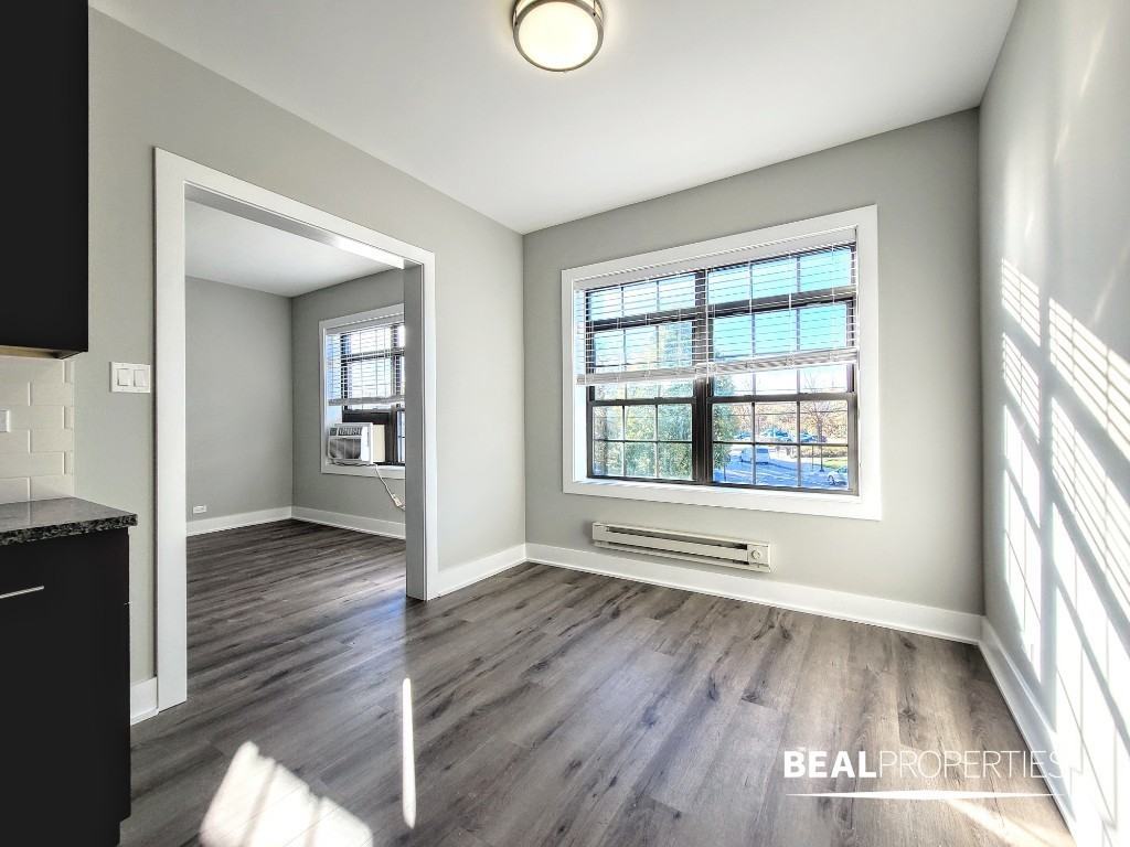 725 St Johns Ave #1 - Photo 4 of 12