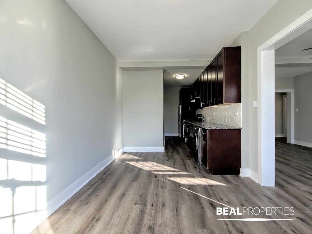 725 St Johns Ave #1 - Photo 5 of 12