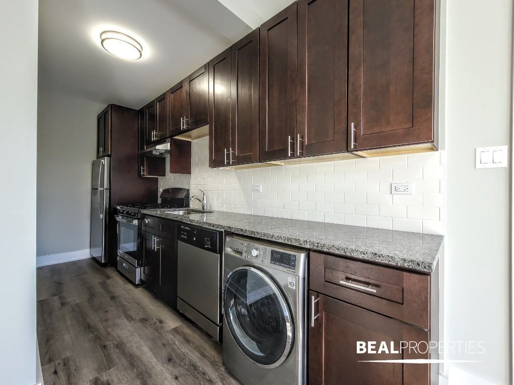 725 St Johns Ave #1 - Photo 6 of 12