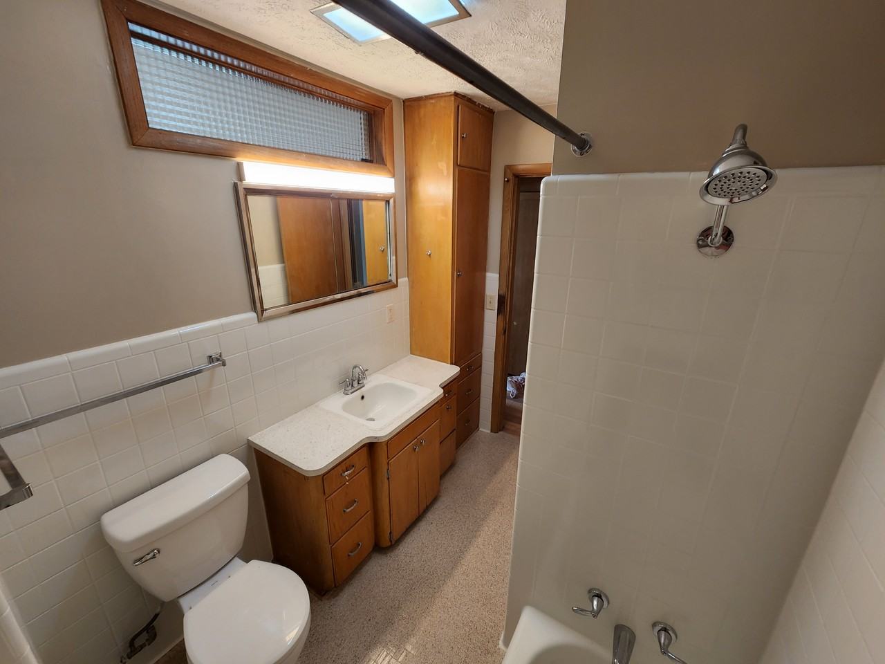 1112 Milton Ave #1112 - Photo 3 of 4