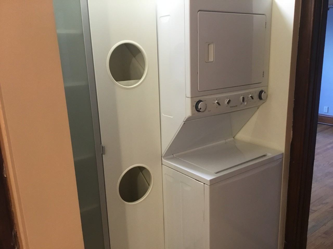 2325 W Iowa St #2 - Photo 3 of 4