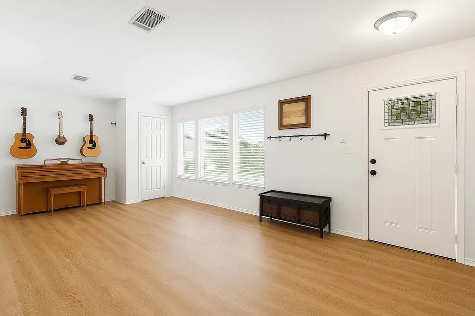 2105 Zeppelin Dr #NA - Photo 5 of 26