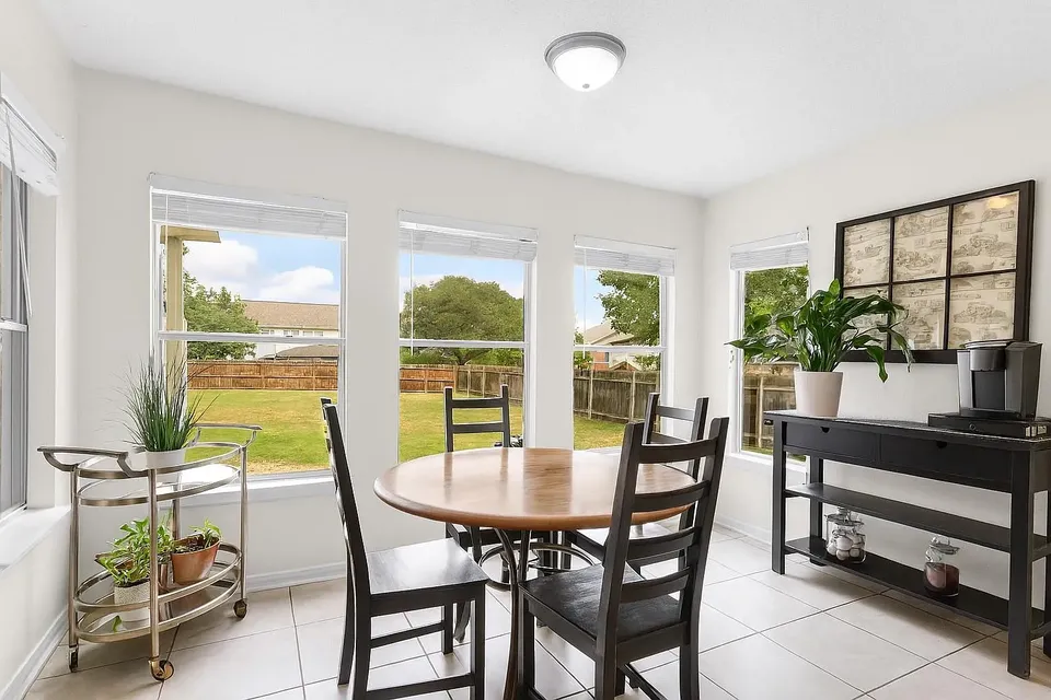 2105 Zeppelin Dr #NA - Photo 6 of 26