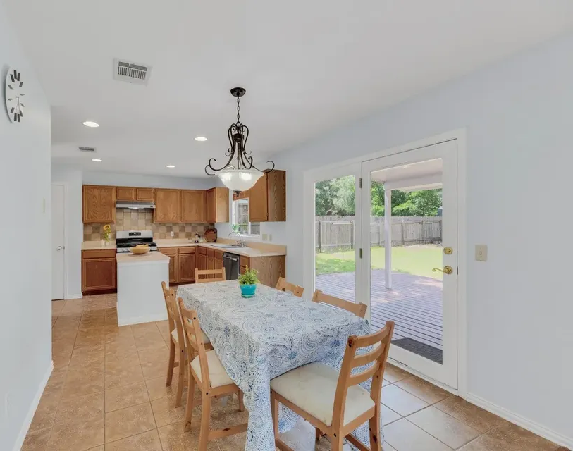 16914 Dorman Dr #NA - Photo 4 of 35