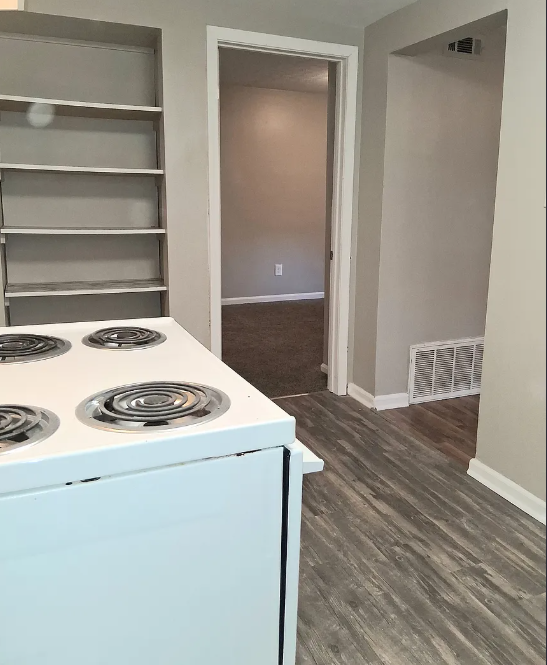 3506 Kahlert Ave #NA - Photo 7 of 13