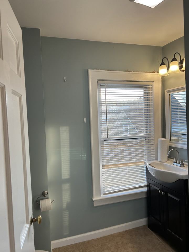 8 Cleveland St #2 - Photo 4 of 10