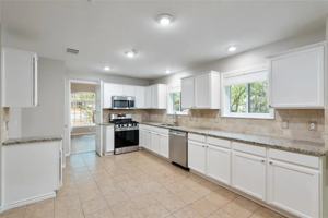 featured image of 5042 Cleves St #NA