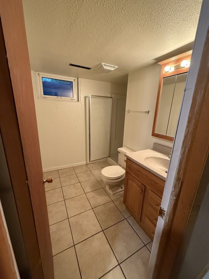 1127 Reynolds St #NA - Photo 3 of 16