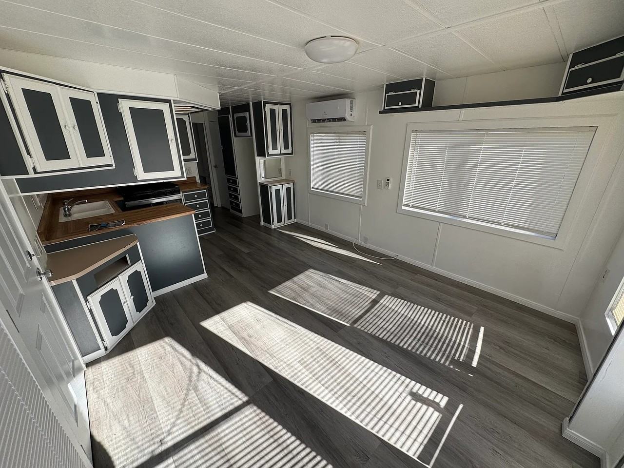 64 Sylvia St #NA - Photo 4 of 9