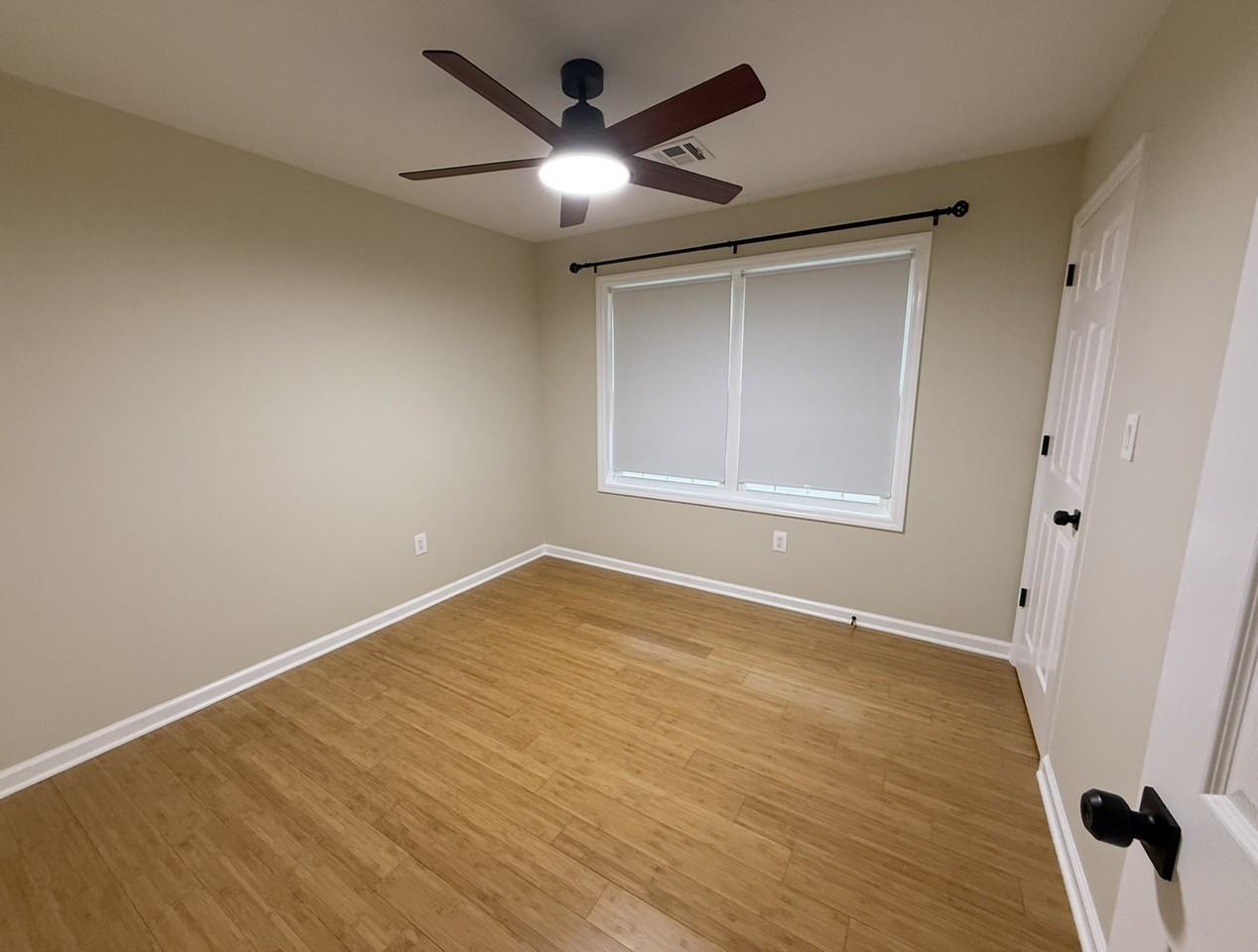 716 Roselle St #2 - Photo 6 of 9