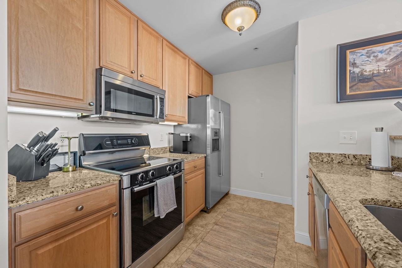 419 Sky Sail Blvd #419 - Photo 3 of 37