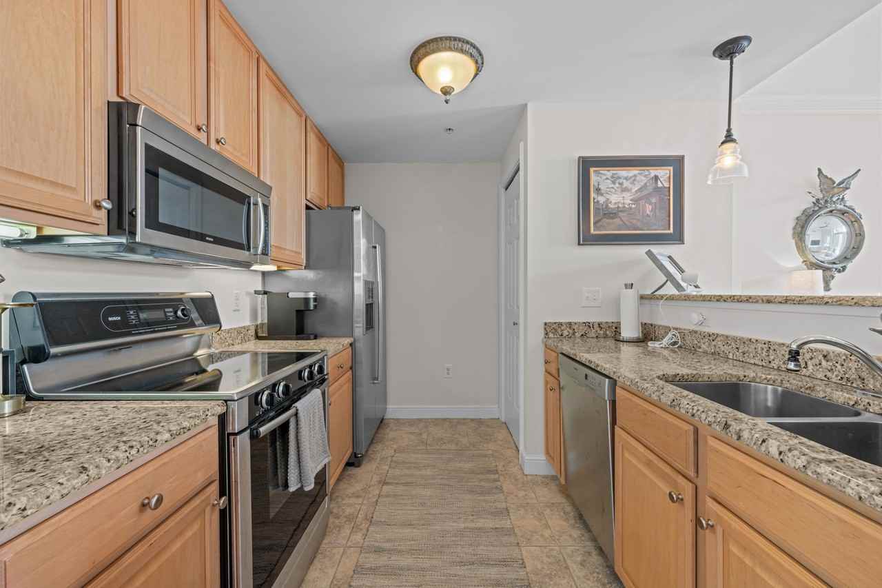 419 Sky Sail Blvd #419 - Photo 7 of 37