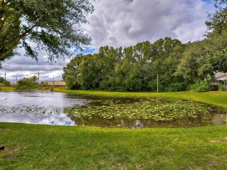 7618 Colonial Ct #NA - Photo 2 of 21